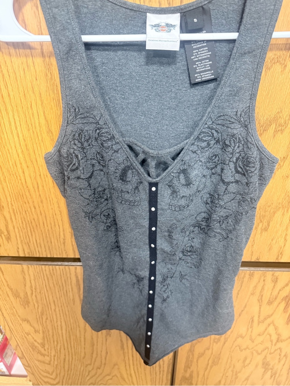 Harley Davidson Women’s Gray Skull & Rose Sleeveless Tank Top